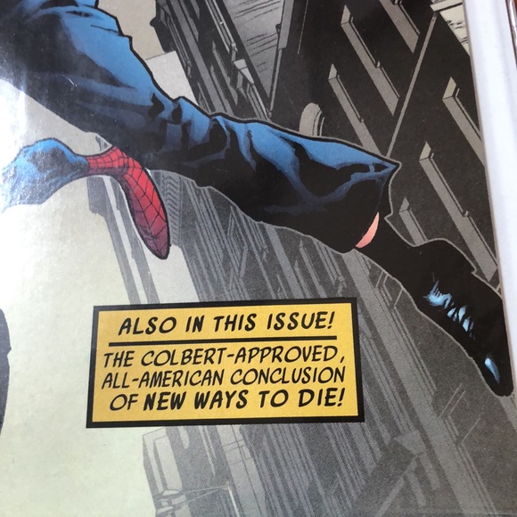 Stephen Colbert Marvel the Amazing Spider-Man # 573 Variant Edition Comic Book - Picture 4 of 8